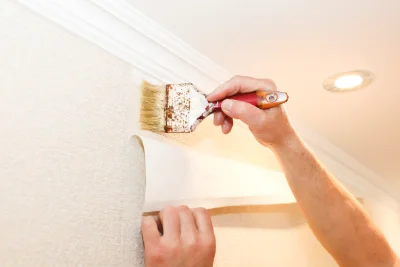 Pose de papier peint à Larivière — revêtements muraux et toiles de verre